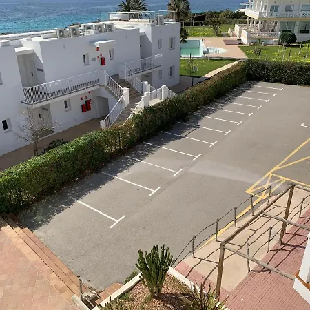 En Playa Santo Tomas エス・ミジョーン・グラン
