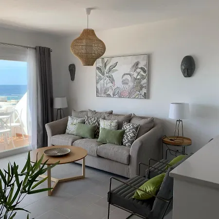 En Playa Santo Tomas Es Migjorn Gran