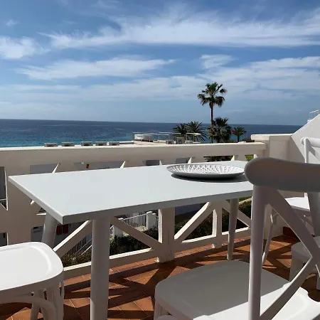 En Playa Santo Tomas Apartment