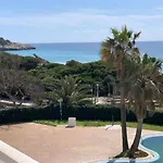 En Playa Santo Tomas * إيس ميغخورن غران