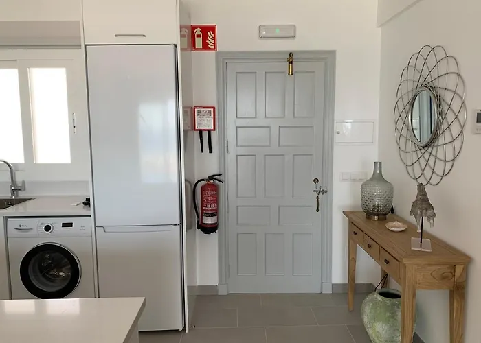 En Playa Santo Tomas * Es Migjorn Gran